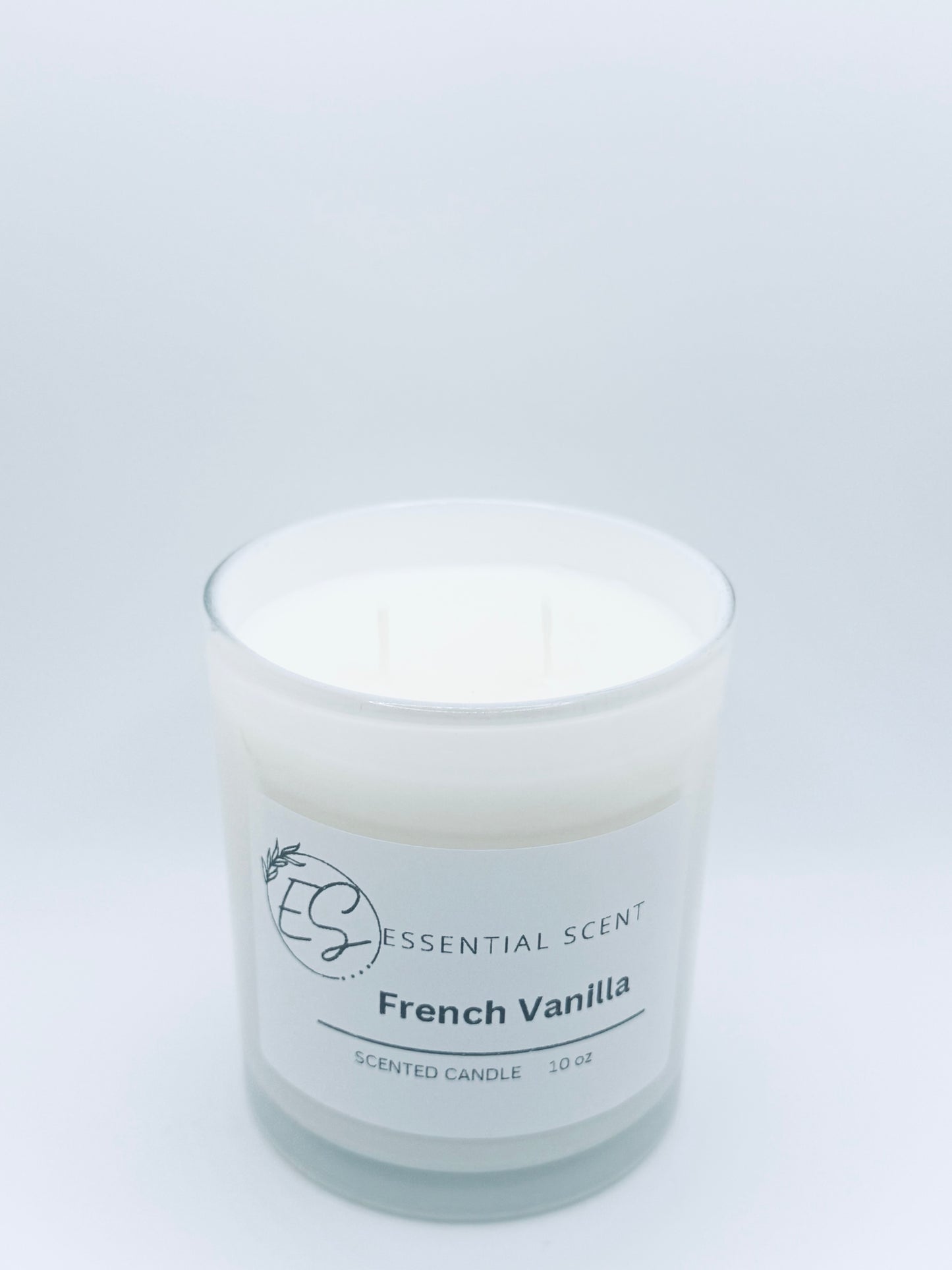 Essential scent home made French Vanilla candle 10 oz, made with organic ingredients .